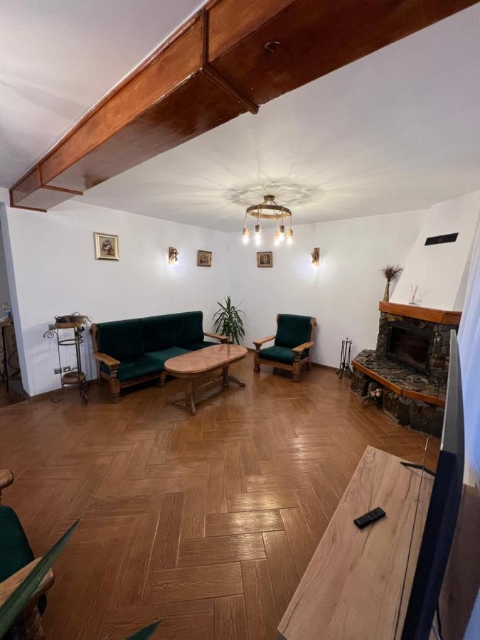 Chesa Montana Villa รานกา ภายนอก รูปภาพ